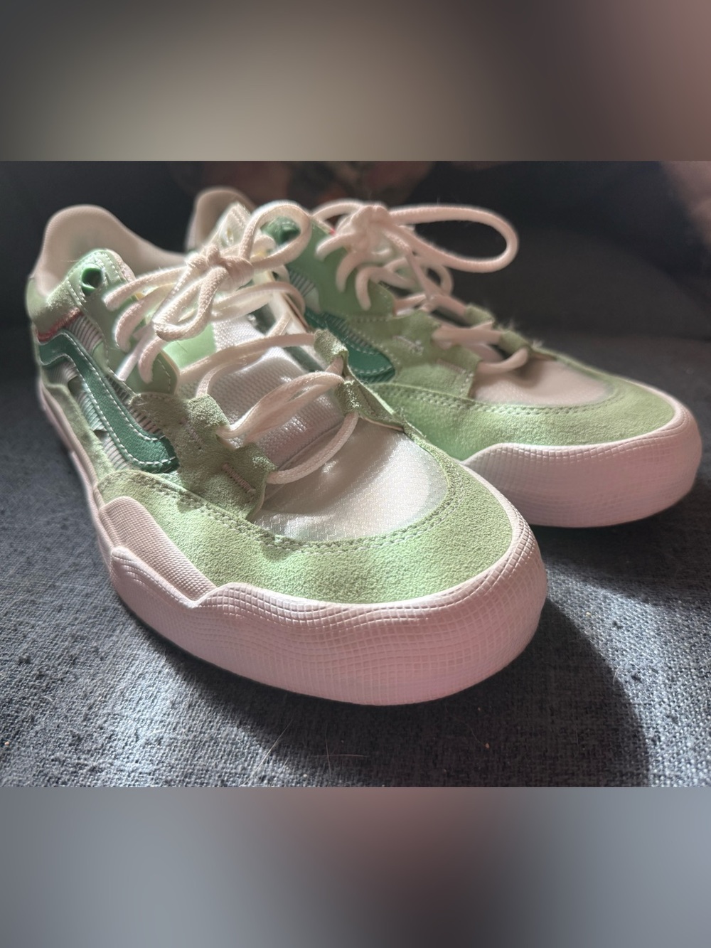 Vans Light Green Skate 2 Wayvee Shoe Women’s Size 11 (Men’s 9.5)